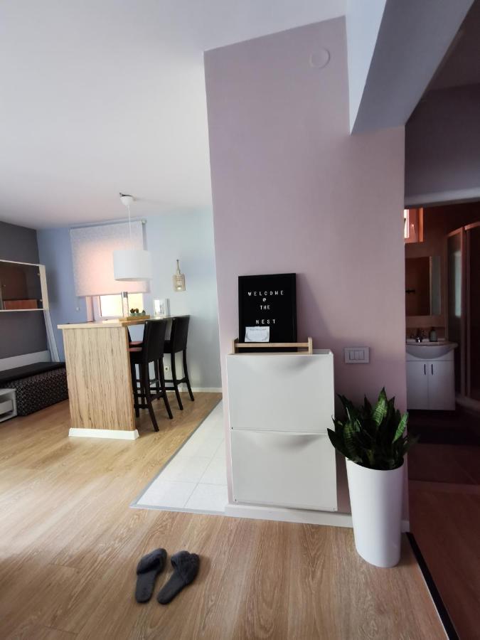 Nest Hotel Belgrado Buitenkant foto