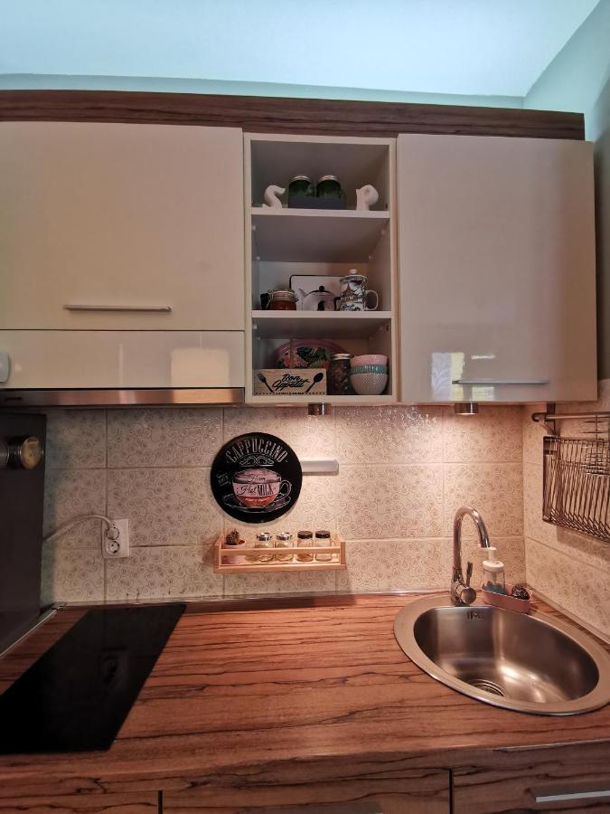 Nest Hotel Belgrado Buitenkant foto