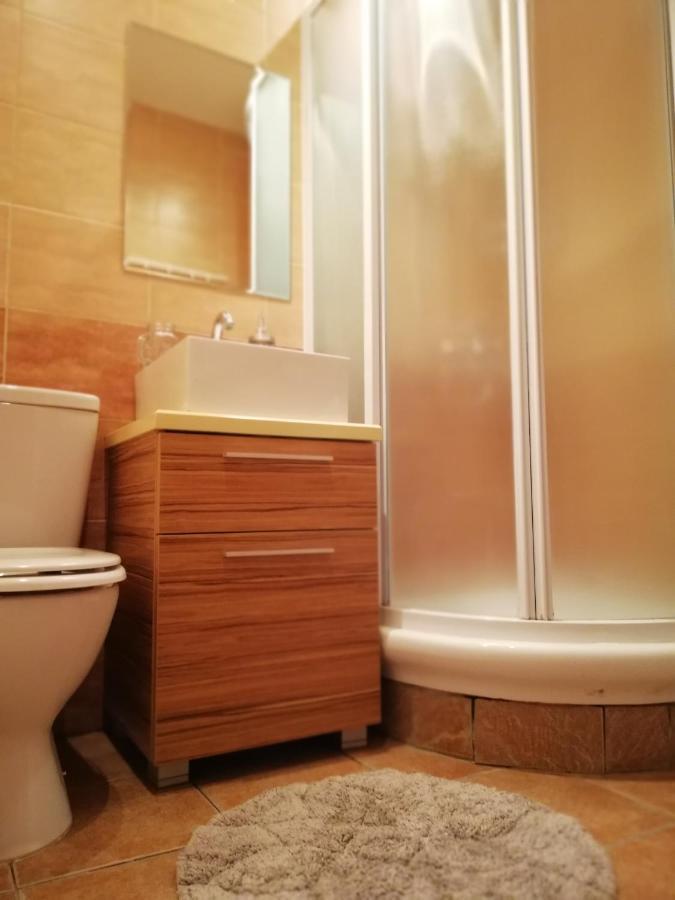 Nest Hotel Belgrado Buitenkant foto