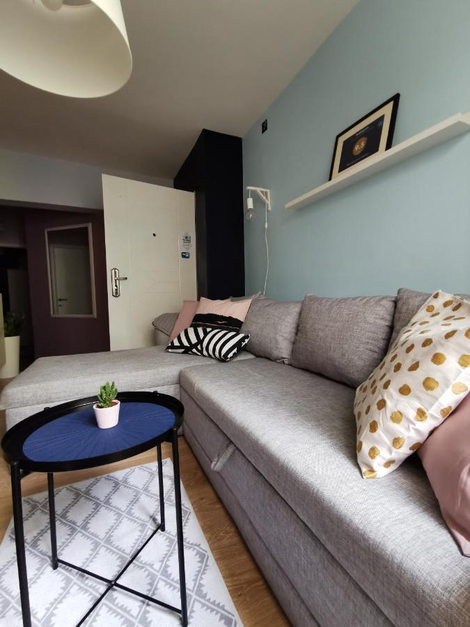 Nest Hotel Belgrado Buitenkant foto
