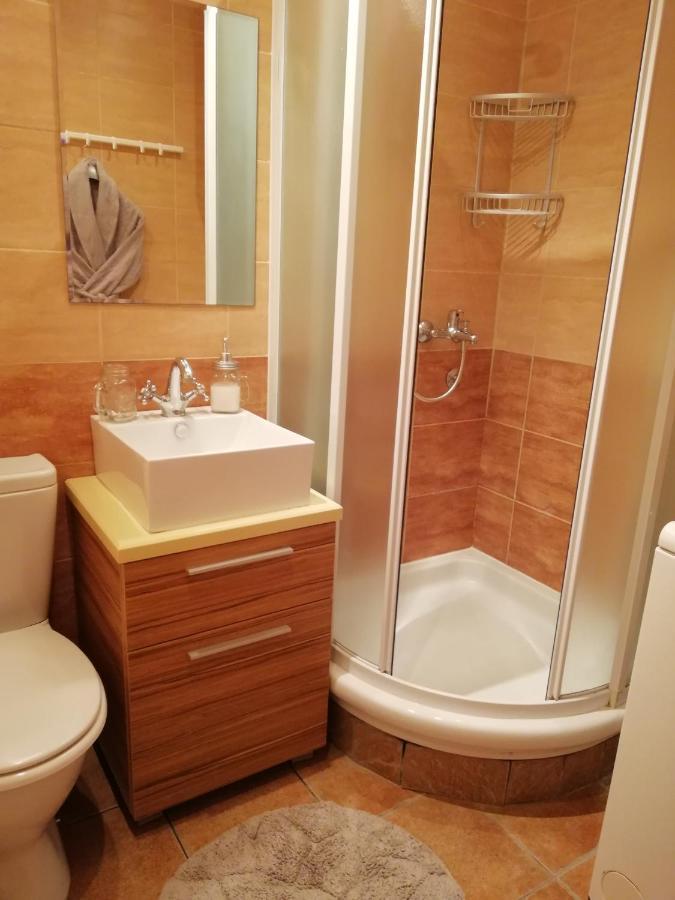 Nest Hotel Belgrado Buitenkant foto